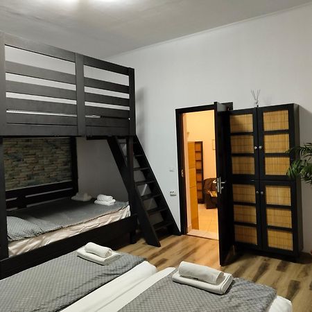Apartament Corana Oradea Exterior photo