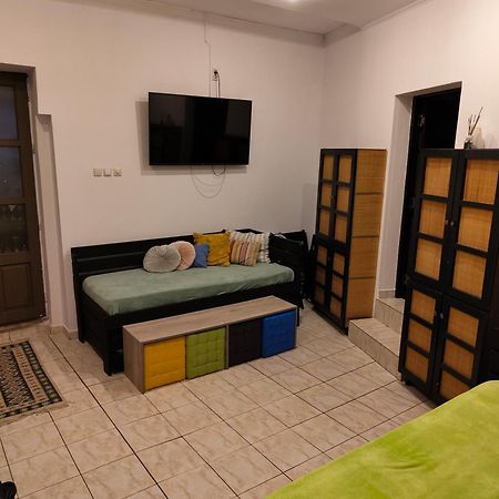 Apartament Corana Oradea Exterior photo