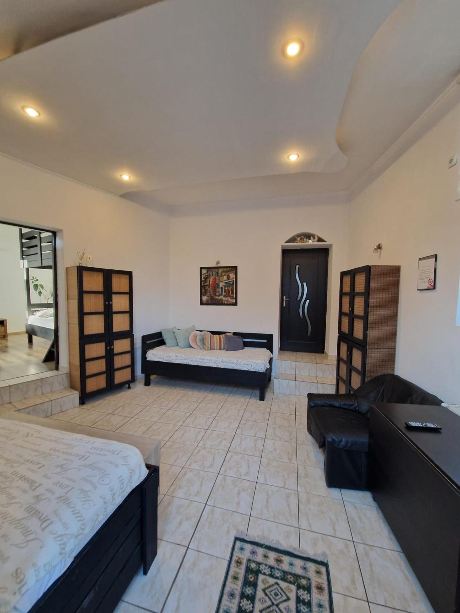 Apartament Corana Oradea Exterior photo